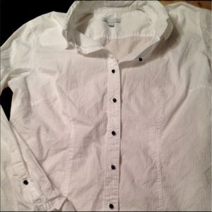 GAP Dressy Classic White Blouse w/Dressy Button